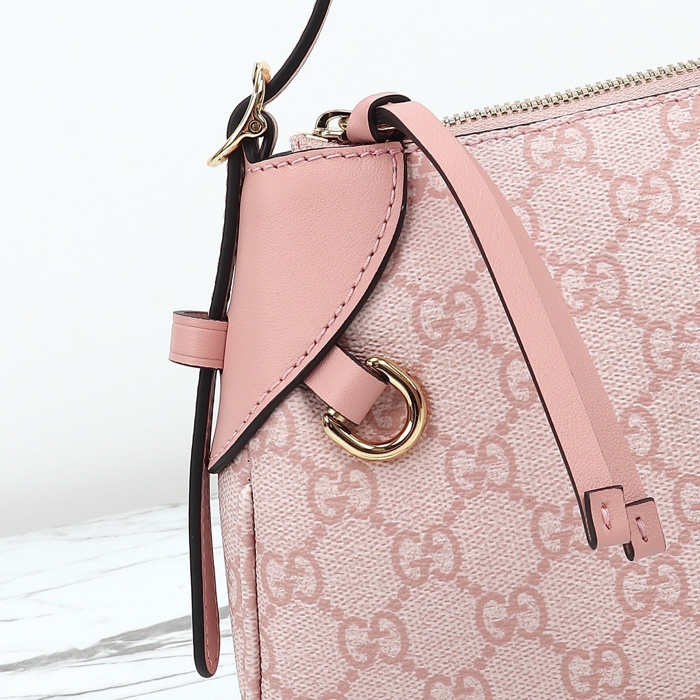 Gucci Pink Shoulder Bag